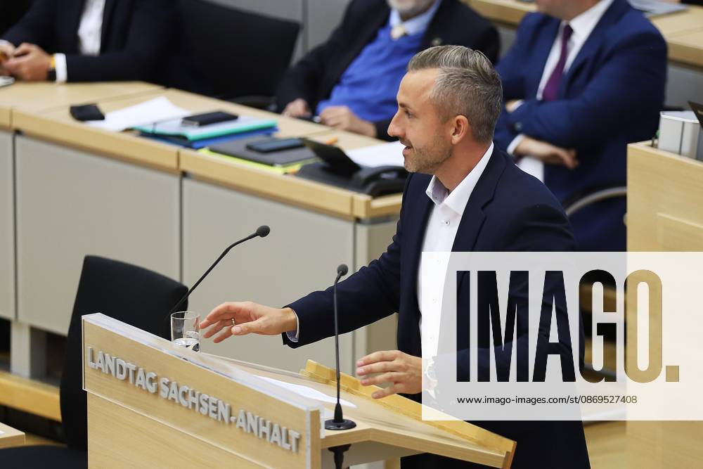State Parliament Special Session: Ulrich Siegmund (AfD) delivers a speech on the introduction of a joint motion with the BSW to advocate for peace talks in the war in Ukraine