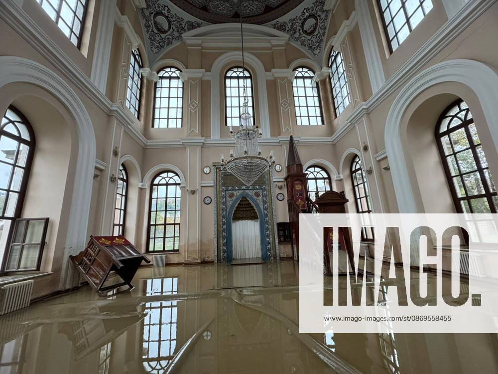 Historic Sadabat Mosque and surrounding structures submerged as Kagithane Stream overflows in Istanbul ISTANBUL, TURKIYE - OCTOBER 15: An interior view shows floodwaters inside the historic Sadabat Camii (Aziziye Mosque) in the Kagithane district of Istanbul, Turkiye on October 15, 2026. Torrential rains caused the Kagithane Stream to breach its banks, sending floodwaters surging into the prayer hall and lower sections of the 19th-century Ottoman heritage structure. Isa Terli Anadolu Istanbul Turkey. Editorial use only. Please get in touch for any other usage.