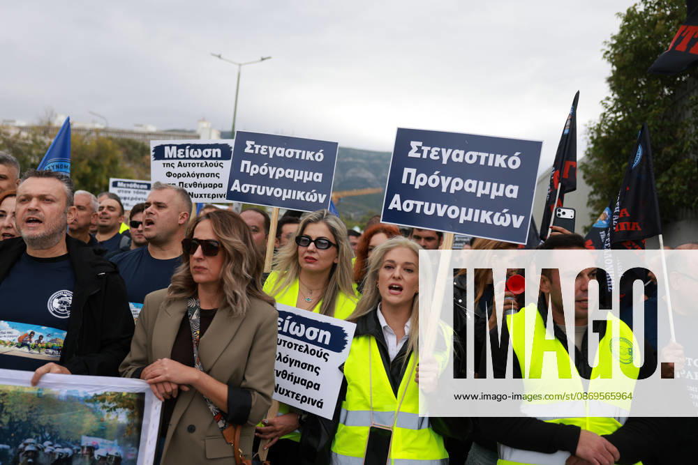 Police officers stage protest outside Ministry of Citizen Protection in Athens ATHENS, GREECE - OCTOBER 15: Police officers take part in a protest demanding higher wages, housing support and improved working conditions, outside the Ministry of Citizen Protection in Athens, Greece, on October 15, 2026. Costas Baltas Anadolu Athens Greece. Editorial use only. Please get in touch for any other usage.