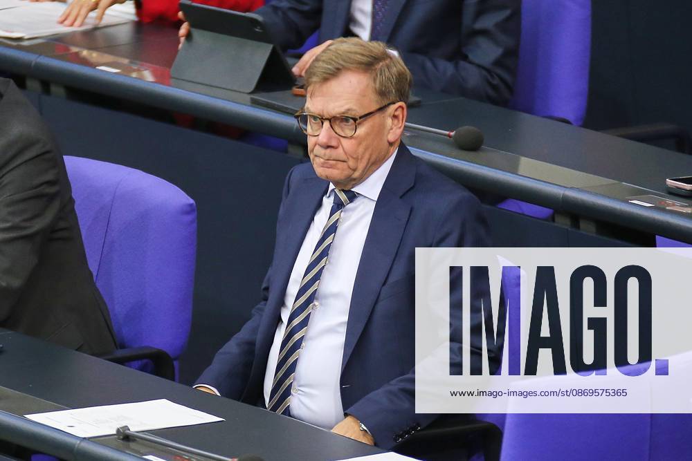 German Bundestag 102nd Session of the Bundestag Federal Minister of Foreign Affairs Johann Wadephul, CDU