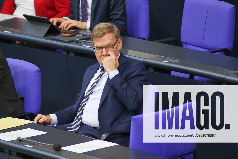 German Bundestag 102nd Session of the Bundestag Federal Minister of Foreign Affairs Johann Wadephul, CDU