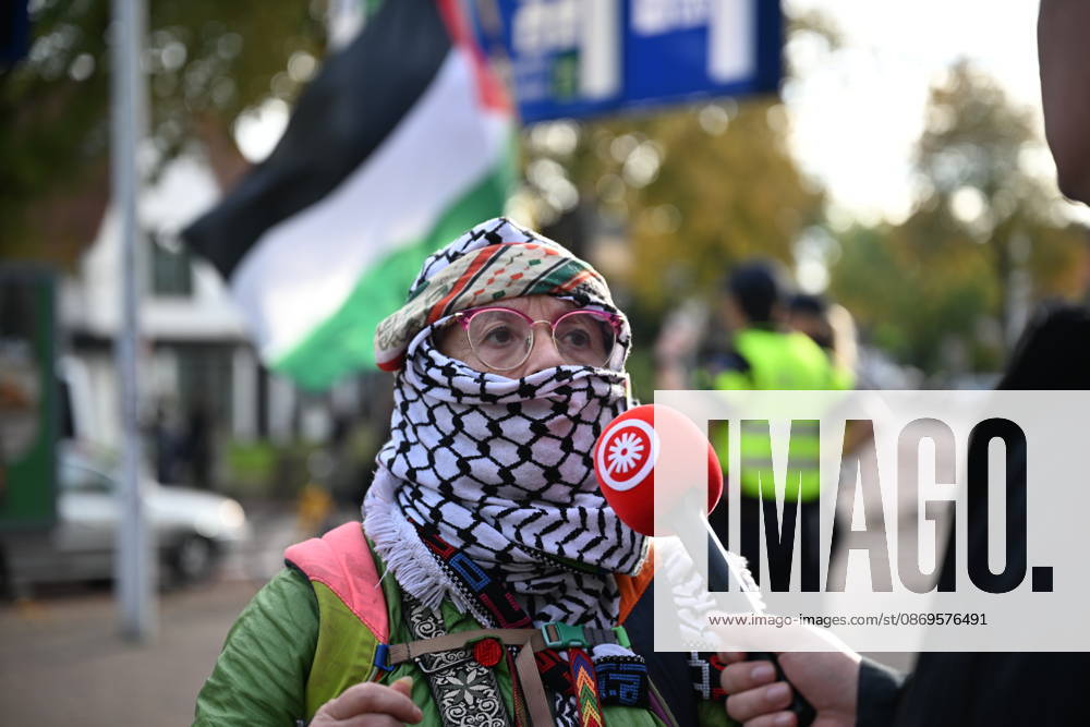 Pro-Palestinian demonstration ahead of UEFA Europa League match between AZ Alkmaar v Hapoel Be er Sheva in Netherlands ALKMAAR, NETHERLANDS - OCTOBER 15: Pro-Palestinian demonstrator groups gather near AFAS Stadium to protest the UEFA Europa League football match between AZ Alkmaar and Hapoel Be er Sheva in Alkmaar, Netherlands on October 15, 2026. Security measures were heightened around the venue during the protest ahead of the match. Mouneb Taim Anadolu Alkmaar Netherlands. Editorial use only. Please get in touch for any other usage.