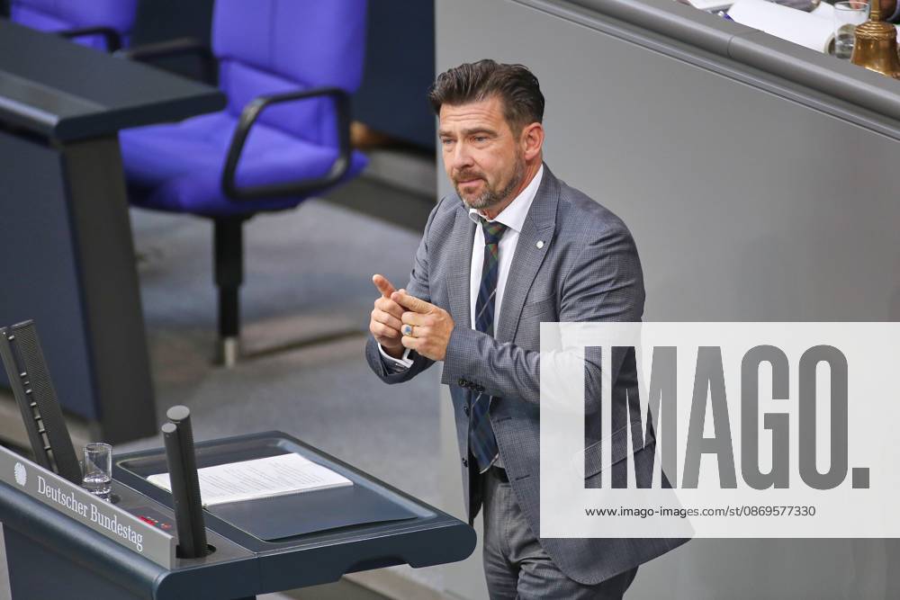German Bundestag 102nd Session of the Bundestag Arne Raue, AfD