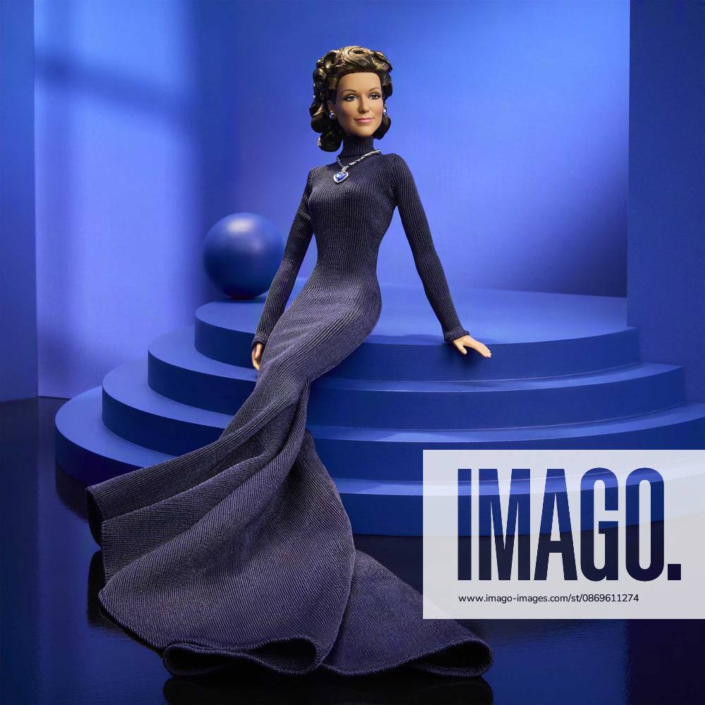 Céline Dion gets her own Barbie doll based on her 1998 Oscars look Céline Dion gets her own Barbie doll based on her 1998 Oscars look., , Toymaker Mattel has announced the legendary Canadian singer is being honored with a Barbie Signature doll., , Céline’s doll wears a long-sleeve navy-blue gown and a necklace inspired by the blue heart-shaped diamond necklace, capturing her look as My Heart Will Go On from movie blockbuster Titanic won Best Original Song at the 1998 Academy Awards., , Céline said: It is a true honor to join the Barbie legacy with a doll inspired by one of the most meaningful moments of my career., , I hope this doll inspires everyone to express themselves with confidence, follow their dreams and believe in the power of
