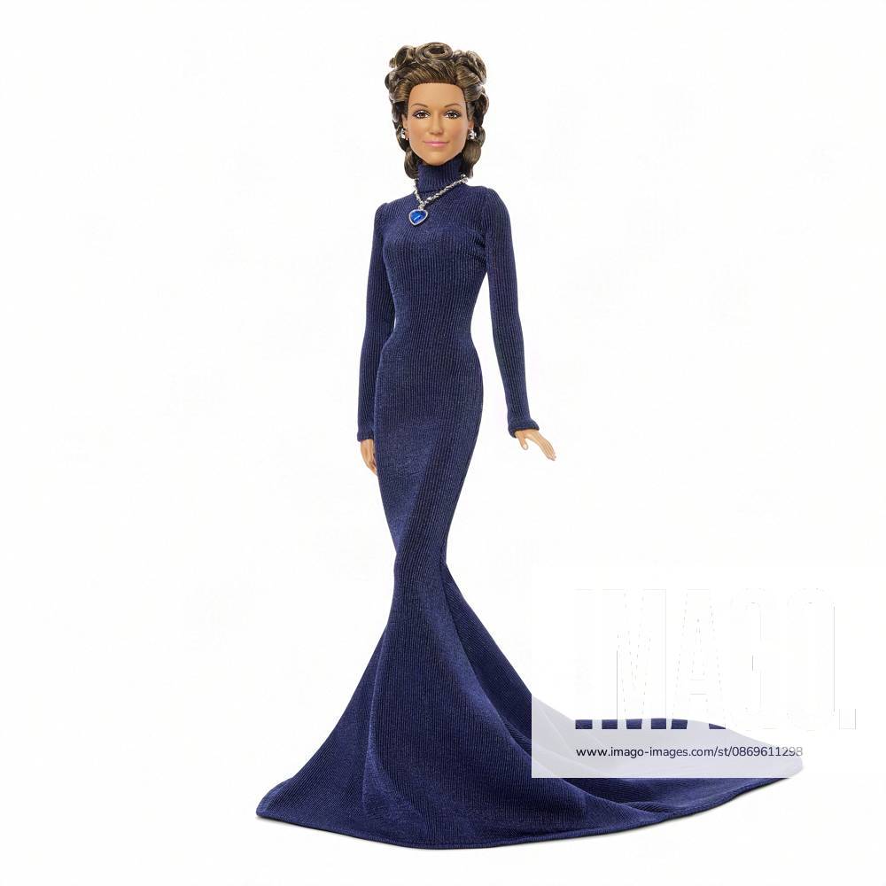 Céline Dion gets her own Barbie doll based on her 1998 Oscars look Céline Dion gets her own Barbie doll based on her 1998 Oscars look., , Toymaker Mattel has announced the legendary Canadian singer is being honored with a Barbie Signature doll., , Céline’s doll wears a long-sleeve navy-blue gown and a necklace inspired by the blue heart-shaped diamond necklace, capturing her look as My Heart Will Go On from movie blockbuster Titanic won Best Original Song at the 1998 Academy Awards., , Céline said: It is a true honor to join the Barbie legacy with a doll inspired by one of the most meaningful moments of my career., , I hope this doll inspires everyone to express themselves with confidence, follow their dreams and believe in the power of