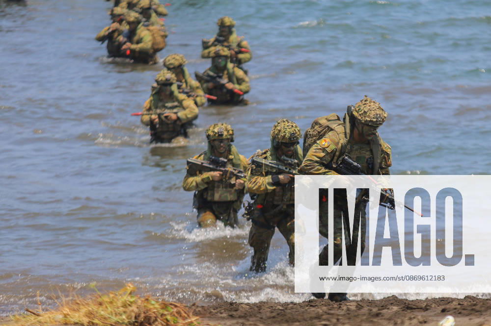 Indonesia-Australia Military Drill Australian Defense Force (ADF) personnel take part in a joint military exercise with the Indonesia Army at Banongan beach in Situbondo, Indonesia, on October 15, 2026. The exercise, named Keris Woomera 2026, is a form of diplomacy between Indonesia and Australia in the military field. The exercise is part of efforts to strengthen defense cooperation between Indonesia and Australia, particularly in addressing regional security challenges. Situbondo Indonesia