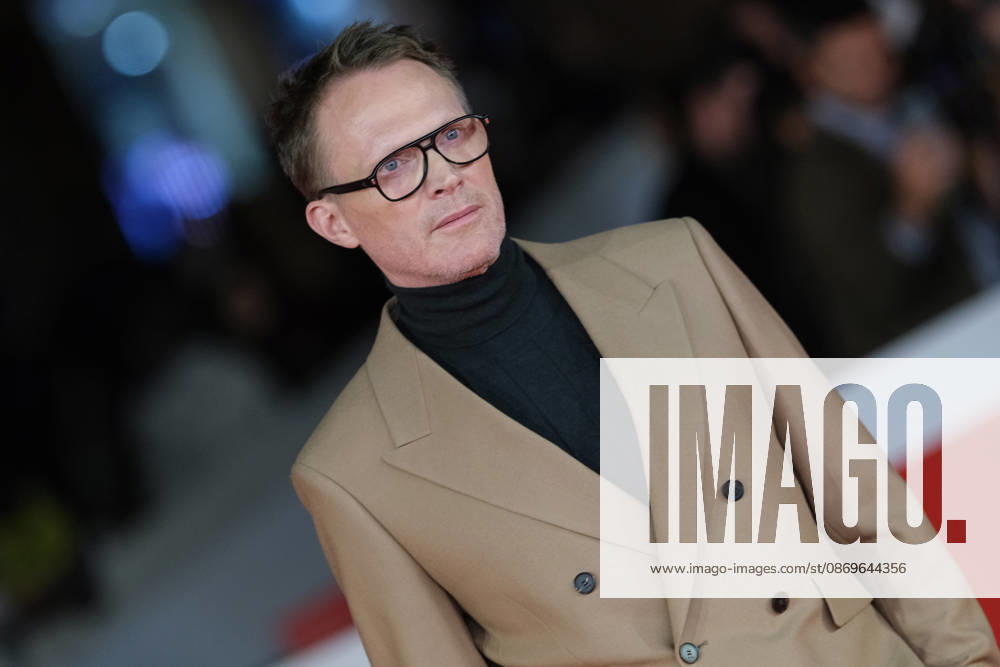 Paul Bettany attends the red carpet for VisionQuest during the 21st Rome Film Festival at Auditorium Parco Della Musica. Rome Italy - ZUMAs197 20261015_aaa_s197_706