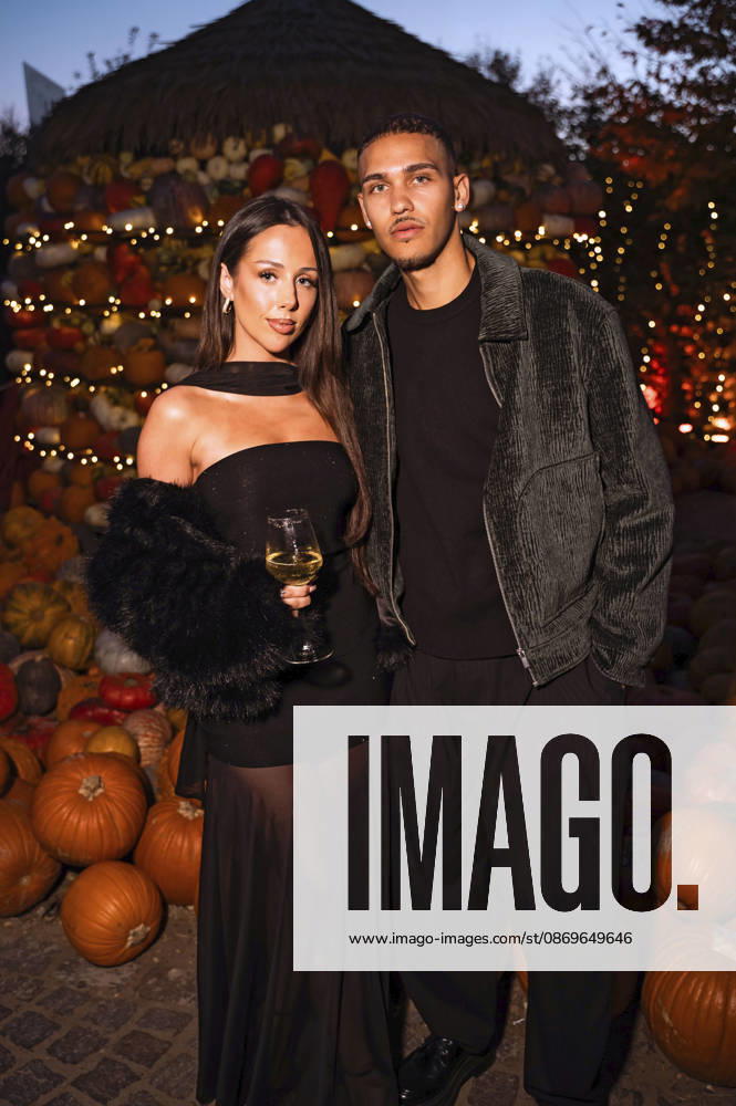 Charleen Pugge and Etienne Zagorica at the premiere of Season 2 of the reality TV show *Der Promihof* at the Gertrudenhof adventure farm in Hürth, October 14, 2026 Foto:xT.xFuturexImagex promihof_6042