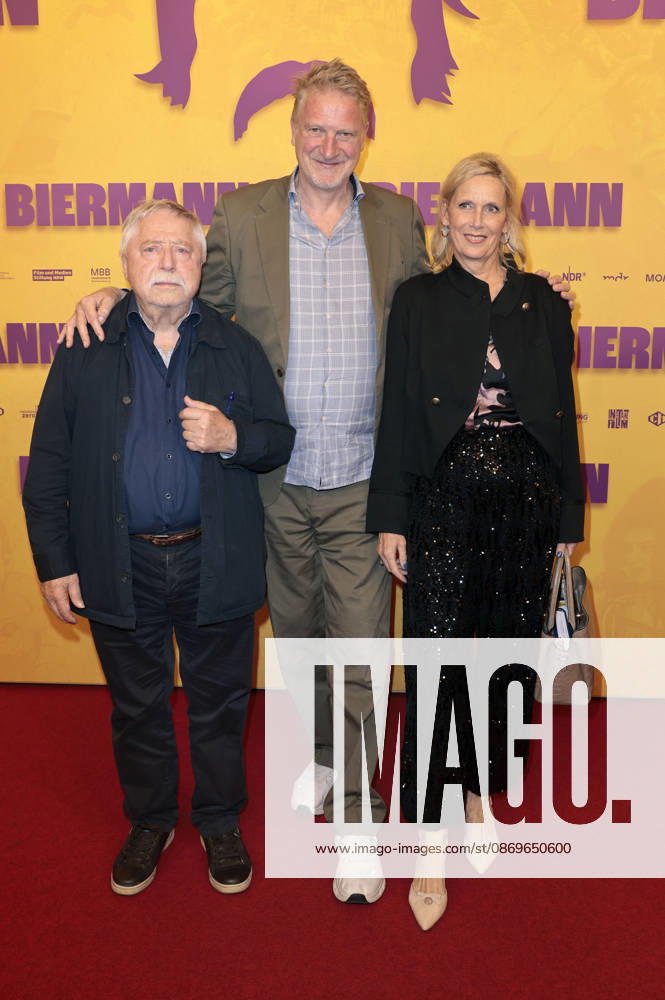 Wolf Biermann, Michael Souvignier, and Pamela Biermann at the premiere of the documentary *Biermann* at Kino International in Berlin, October 15, 2026 Foto:xS.xGabschx xFuturexImagex biermann_berlin_6019