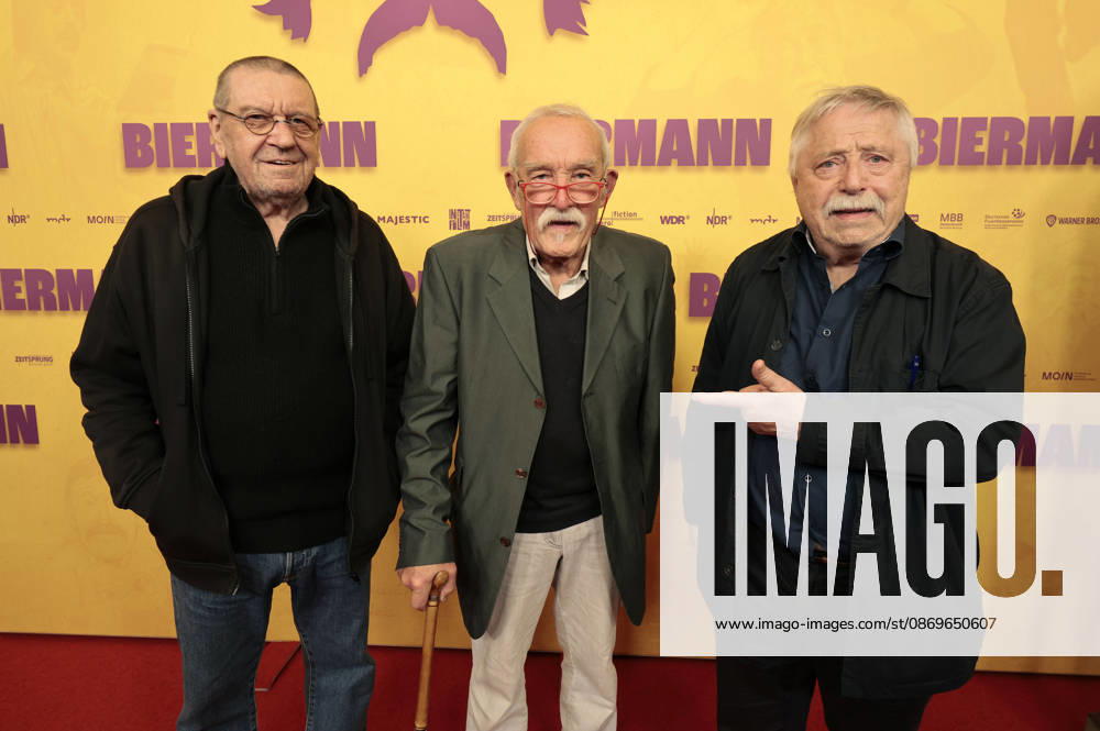 Ulrich Gumpert, Günter Sommer, and Wolf Biermann at the premiere of the documentary *Biermann* at the Kino International in Berlin, October 15, 2026 Foto:xS.xGabschx xFuturexImagex biermann_berlin_6031