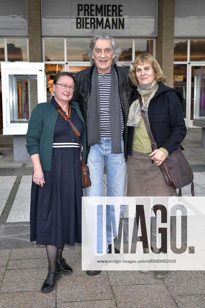 Winfried Glatzeder and guests at the premiere of the documentary *Biermann* at the Kino International in Berlin, October 15, 2026 Foto:xM.xBehrensx xFuturexImagex biermann_berlin_6034