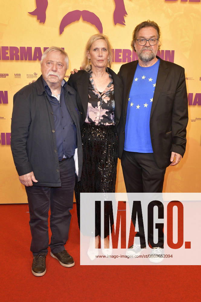 Wolf Biermann, Pamela Biermann, and Jens Meurer at the premiere of the documentary *Biermann* at Kino International in Berlin, October 15, 2026 Foto:xM.xBehrensx xFuturexImagex biermann_berlin_6057