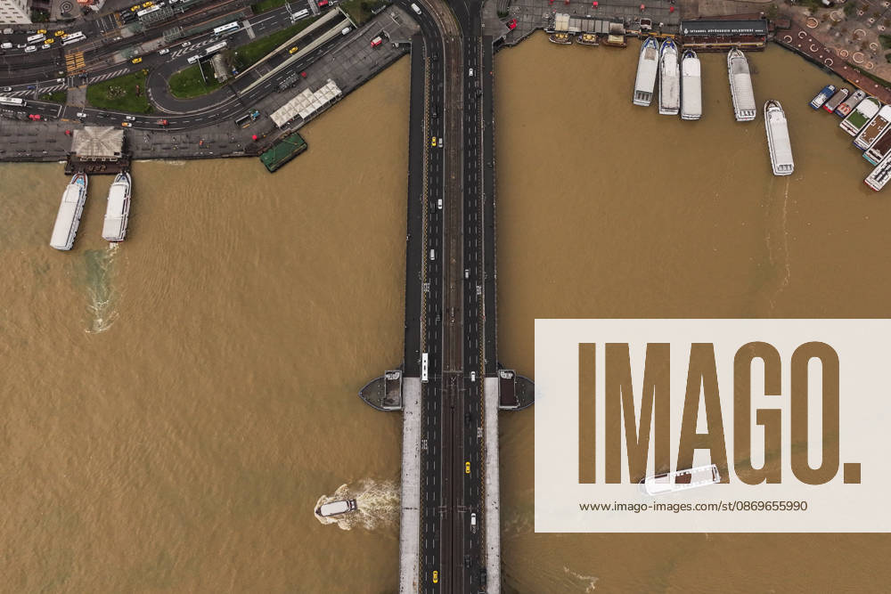 Heavy rain turns Istanbul’s coastal waters brown ISTANBUL, TURKIYE - OCTOBER 16: An aerial view of the brown-colored waters along parts of the Bosphorus and the Golden Horn in Istanbul, Turkiye, following heavy rainfall, on October 16, 2026. Hakan Akgun Anadolu Istanbul Turkey. Editorial use only. Please get in touch for any other usage.