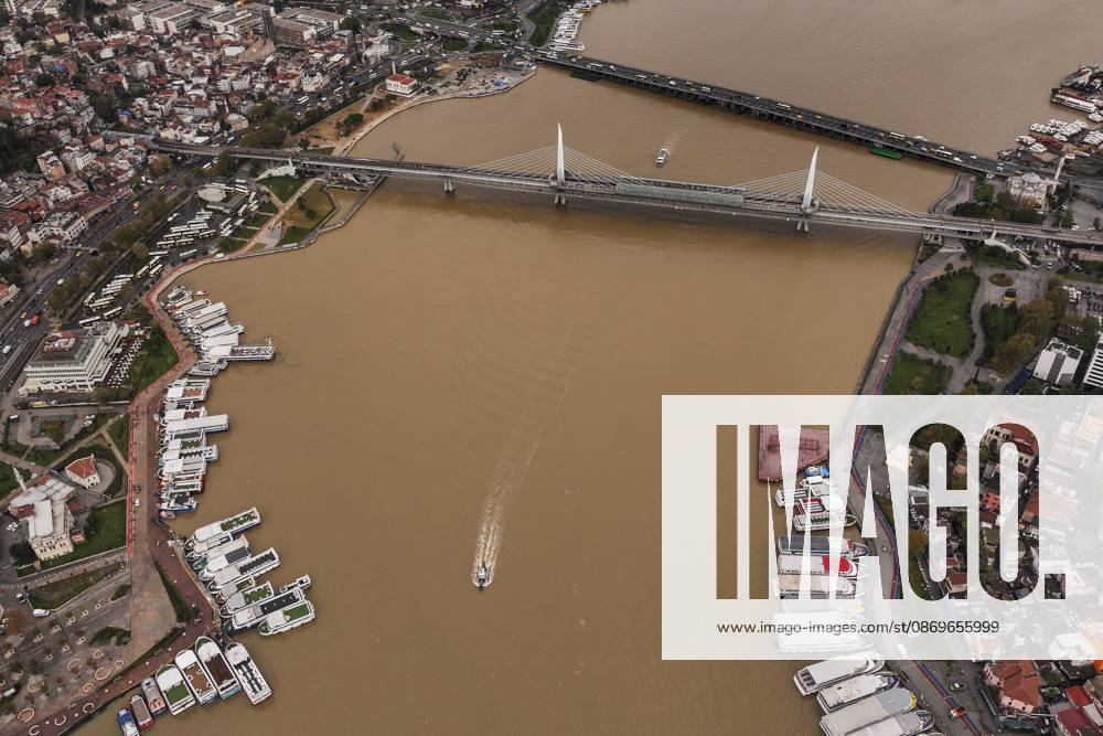 Heavy rain turns Istanbul’s coastal waters brown ISTANBUL, TURKIYE - OCTOBER 16: An aerial view of the brown-colored waters along parts of the Bosphorus and the Golden Horn in Istanbul, Turkiye, following heavy rainfall, on October 16, 2026. Hakan Akgun Anadolu Istanbul Turkey. Editorial use only. Please get in touch for any other usage.