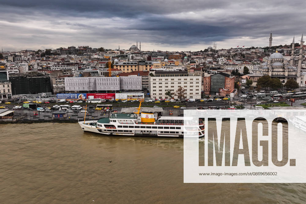 Heavy rain turns Istanbul’s coastal waters brown ISTANBUL, TURKIYE - OCTOBER 16: An aerial view of the brown-colored waters along parts of the Bosphorus and the Golden Horn in Istanbul, Turkiye, following heavy rainfall, on October 16, 2026. Hakan Akgun Anadolu Istanbul Turkey. Editorial use only. Please get in touch for any other usage.