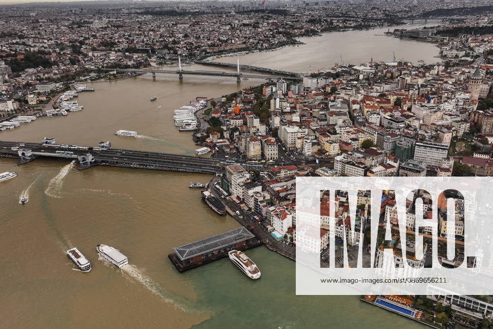 Heavy rain turns Istanbul’s coastal waters brown ISTANBUL, TURKIYE - OCTOBER 16: An aerial view of the brown-colored waters along parts of the Bosphorus and the Golden Horn in Istanbul, Turkiye, following heavy rainfall, on October 16, 2026. Hakan Akgun Anadolu Istanbul Turkey. Editorial use only. Please get in touch for any other usage.