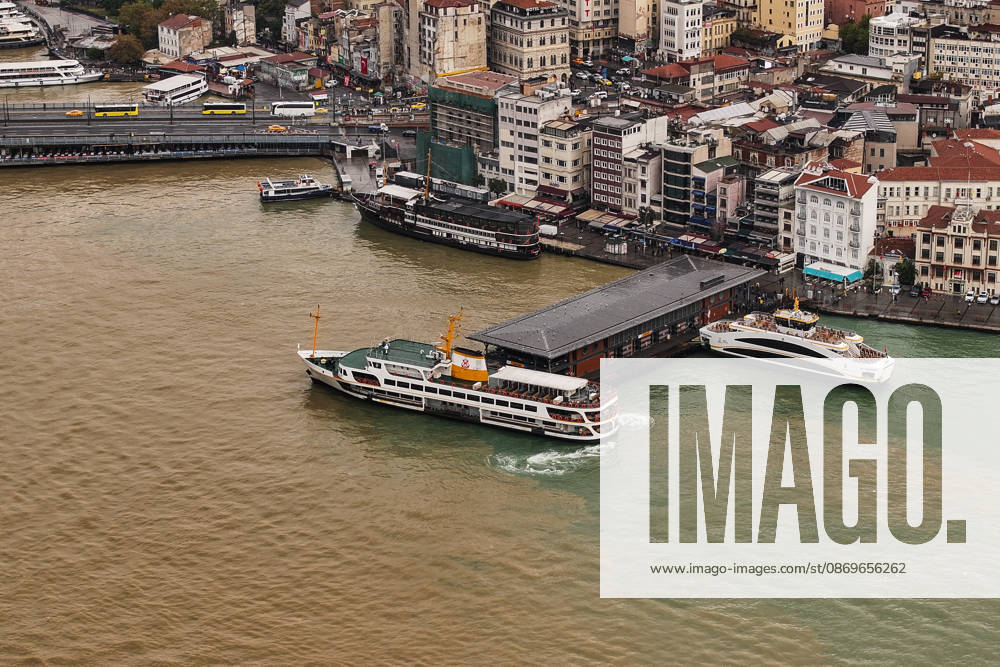 Heavy rain turns Istanbul’s coastal waters brown ISTANBUL, TURKIYE - OCTOBER 16: An aerial view of the brown-colored waters along parts of the Bosphorus and the Golden Horn in Istanbul, Turkiye, following heavy rainfall, on October 16, 2026. Hakan Akgun Anadolu Istanbul Turkey. Editorial use only. Please get in touch for any other usage.