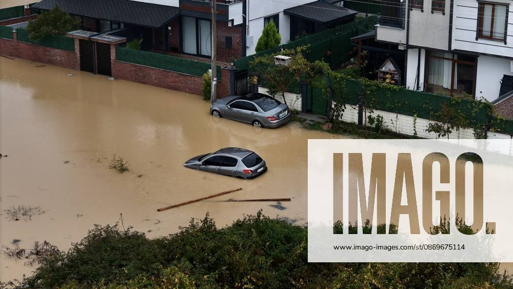 Heavy rain causes flooding in Turkiye s Sakarya SAKARYA, TURKIYE - OCTOBER 16: An aerial view of Alandere neighborhood in Kocaali district of Sakarya, Turkiye, where parts of the area are submerged in water following heavy rainfall, on October 16, 2026. Davut Genc Anadolu Sakarya Turkey. Editorial use only. Please get in touch for any other usage.