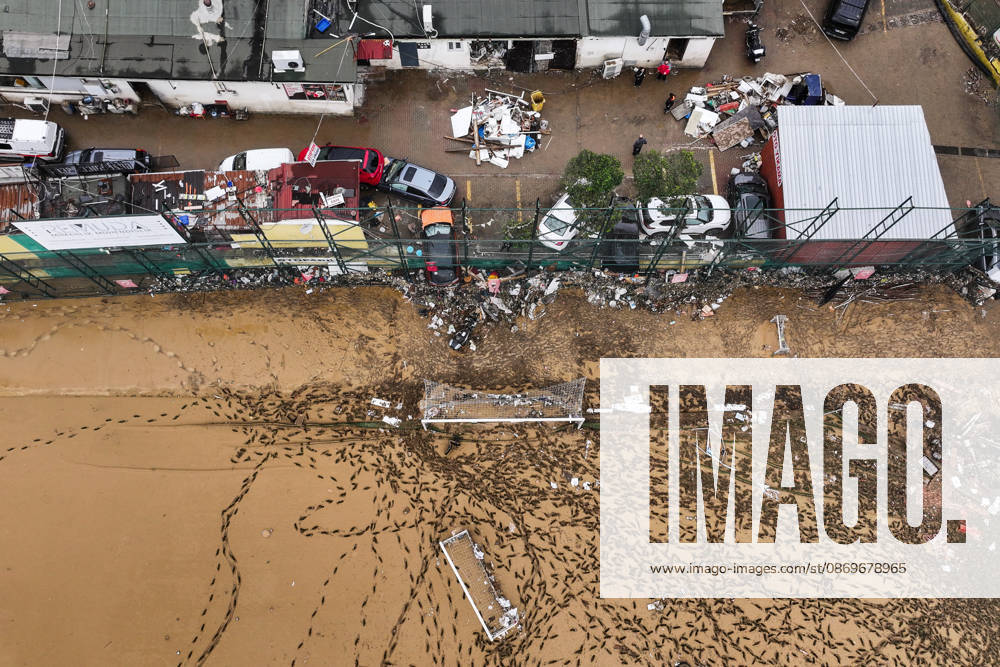 Aftermath of heavy rain in Istanbul ISTANBUL, TURKIYE - OCTOBER 16: An aerial view of mud-covered football fields and ongoing cleanup efforts at Ayazaga Sports Facilities in Istanbul, Turkiye, on October 16, 2026. Cleanup operations continue in areas affected by flooding and heavy rainfall that struck the city on October 14. Hakan Akgun Anadolu Istanbul Turkey. Editorial use only. Please get in touch for any other usage.