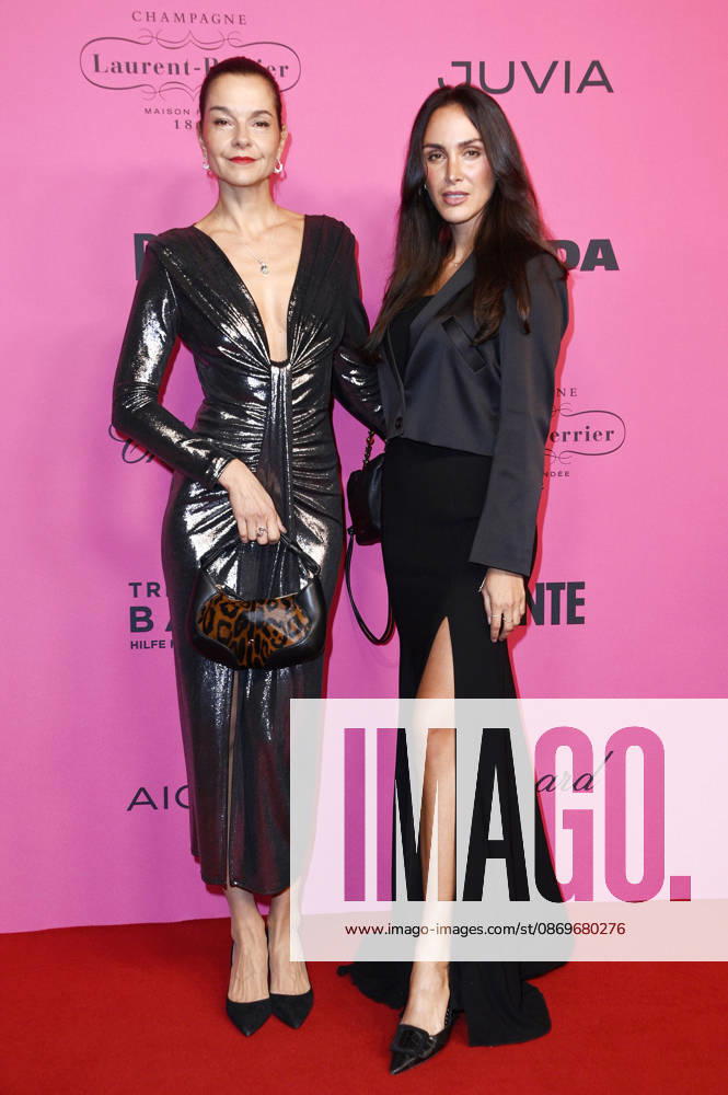 Susan Hoecke and Minu Heydari at the 2026 Tribute to Bambi at Fotografiska Berlin, Berlin, October 15, 2026 Foto:xN.xKubelkax xFuturexImagex bambi_6078
