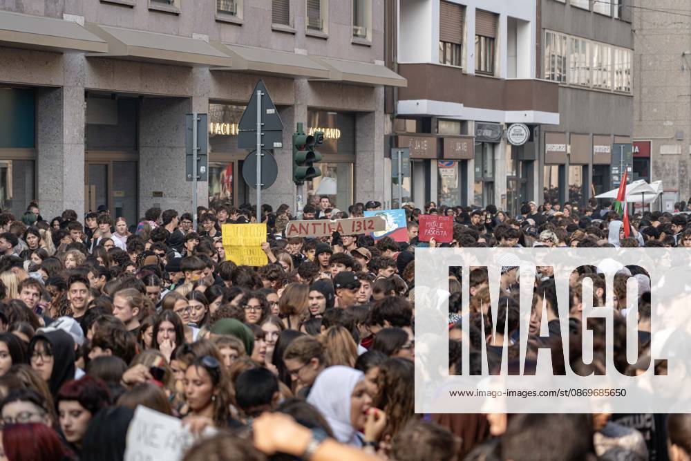 IPA89759939 - Milan, October 16, 26, Largo Cairoli, No One Is a Stranger Student Strike