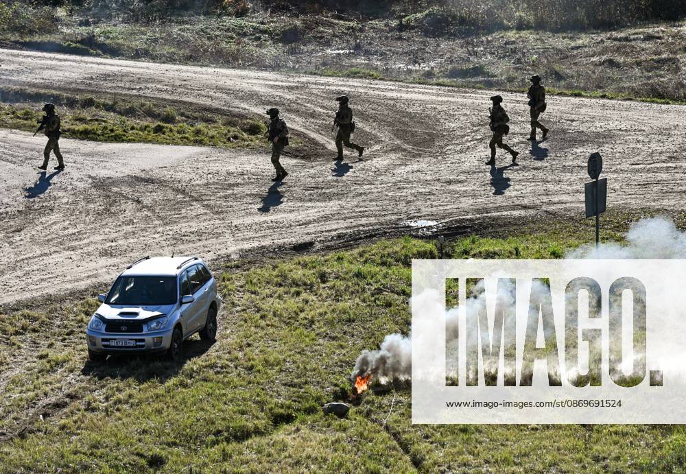 Belarus CSTO Drills 9265854 16.10.2026 Military personnel take part in the command-and-staff exercise with the CSTO peacekeeping forces Indestructible Brotherhood-2026 at the Losvido training ground in Vitebsk Region, Belarus. Viktor Tolochko Sputnik Vitebsk region Belarus