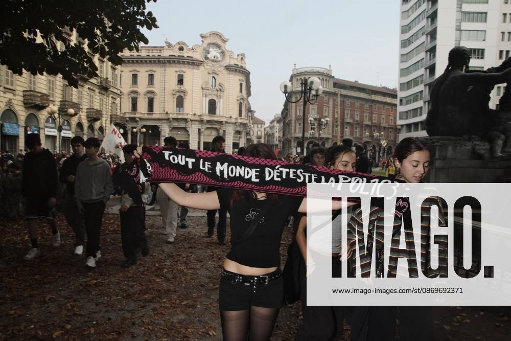 TURIN, ITALY, OCTOBER 16, 2026: Students demonstrate against deteriorating school buildings, insufficient education funding and job insecurity, calling for greater investment in education rather than military spending. Clashes break out in Piazza Castello, where police use water cannons and charge demonstrators. Earlier along the route, teachers link arms between students and police to prevent confrontation. Turin Italy - ZUMAq101 20261016_zna_q101_122