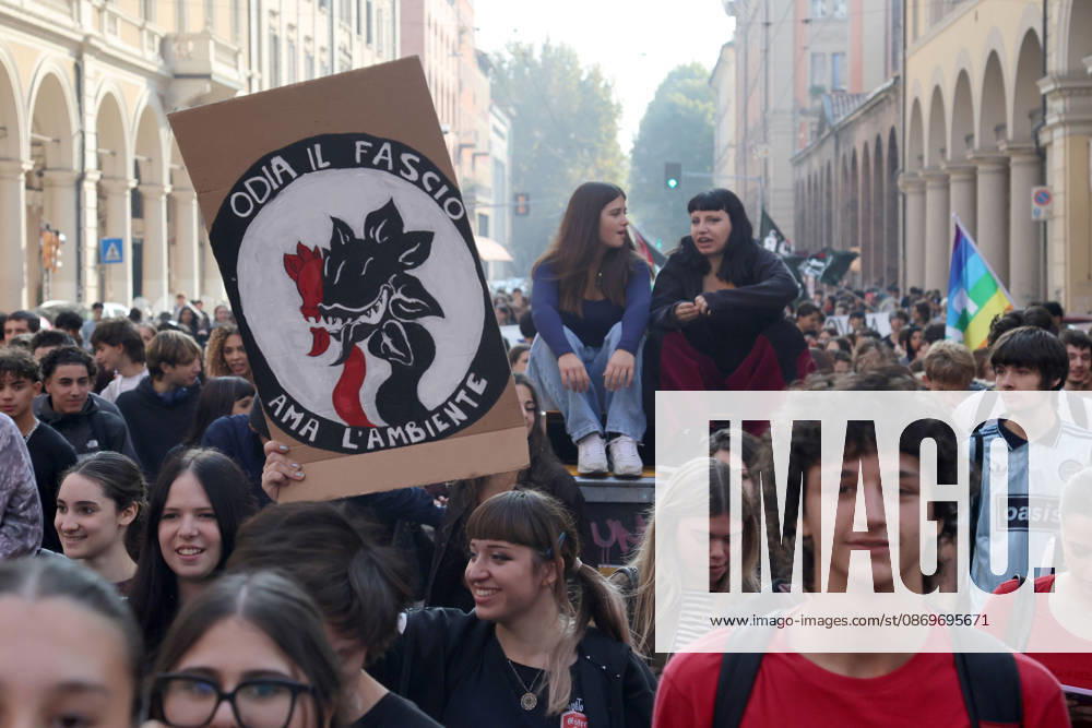 IPA89762448 - Bologna, October 16, 2026. Students and environmentalists gathered to demonstrate in support of the environment and against war on International Climate Day. Pictured is the march organized by OSA (Alternative Student Opposition) and Cambiare Rotta.