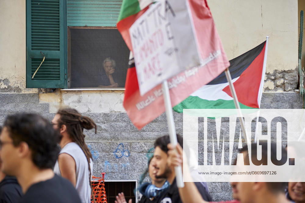 March for a climate strike in Naples NAPLES, ITALY - OCTOBER 16: People march for a climate strike to protest against governmental inaction towards global warming and climate change, part of demonstrations being held worldwide in a movement dubbed Fridays for Future inspired by the Swedish climate activist Greta Thunberg and to call for the regeneration of the Bagnoli neighbourhood, which will host the America’s Cup next year in Naples, on October 16, 2026. Eliano Imperato Anadolu Naples Italy. Editorial use only. Please get in touch for any other usage.