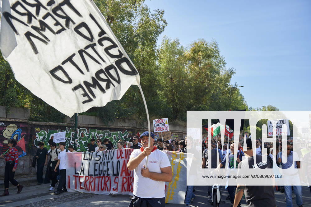 March for a climate strike in Naples NAPLES, ITALY - OCTOBER 16: People march for a climate strike to protest against governmental inaction towards global warming and climate change, part of demonstrations being held worldwide in a movement dubbed Fridays for Future inspired by the Swedish climate activist Greta Thunberg and to call for the regeneration of the Bagnoli neighbourhood, which will host the America’s Cup next year in Naples, on October 16, 2026. Eliano Imperato Anadolu Naples Italy. Editorial use only. Please get in touch for any other usage.