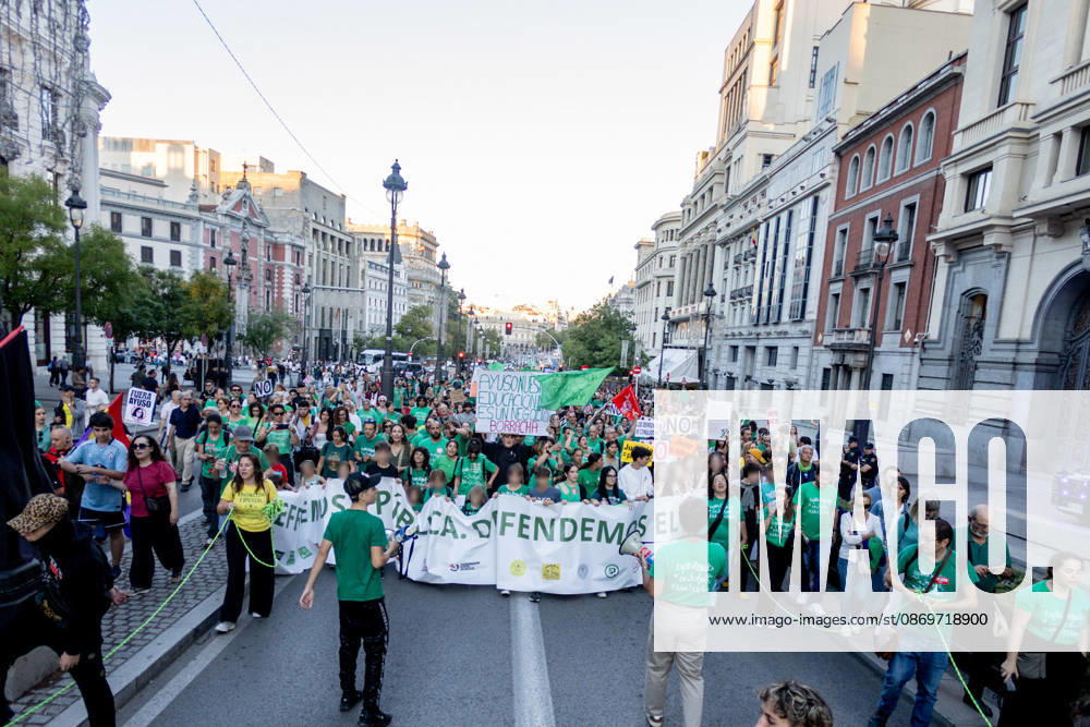 Protest Marking the Indefinite Teachers’ Strike in Madrid: Dozens of people gathered at a rally to mark the education strike on October 16, 2026, in Madrid, Spain. The public education strike in Madrid began on October 14 with full-scale walkouts and varying levels of participation among unions and the regional government. Teachers are demanding lower student-to-teacher ratios, higher salaries, and more staff. Ayuso describes the protest as political, while the mobilization will shift to partial walkouts next week OCTOBER 16, 2026 EDUCATION PROTEST RALLY TEACHERS’ STRIKE PIXELATED STRIKE Madrid Madrid, Spain