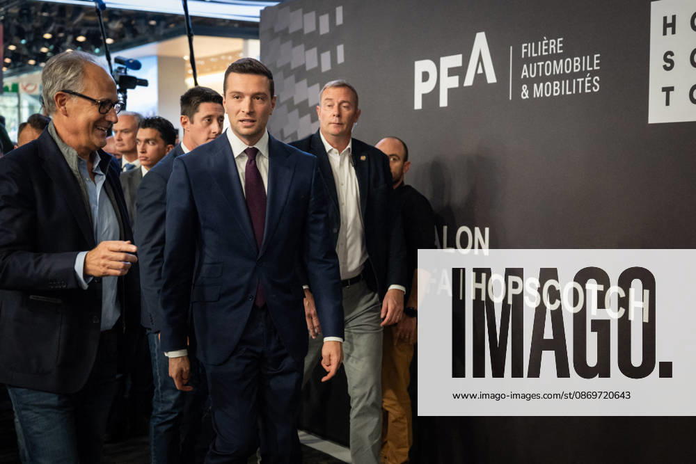 Jordan Bardella visit the Paris Motor Show - Paris President of French far-right party Rassemblement National (RN) Jordan Bardella during a visit at the 91st edition of the international Paris Motor Show (Mondial de l’auto) at the Porte de Versailles in Paris on October 16, 2026. Photo by Alexis Jumeau ABACAPRESS.COM Paris France