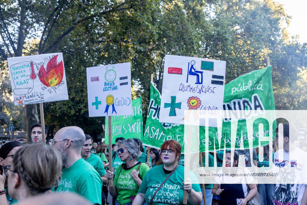 Protest Marking the Indefinite Teachers’ Strike in Madrid: Dozens of people gathered at a rally to mark the education strike on October 16, 2026, in Madrid, Spain. The public education strike in Madrid began on October 14 with full-scale walkouts and varying levels of participation among unions and the regional government. Teachers are demanding lower student-to-teacher ratios, higher salaries, and more staff. Ayuso describes the protest as political, while the mobilization will shift to partial walkouts next week OCTOBER 16, 2026 EDUCATION PROTEST RALLY TEACHERS’ STRIKE STRIKE Madrid Madrid, Spain