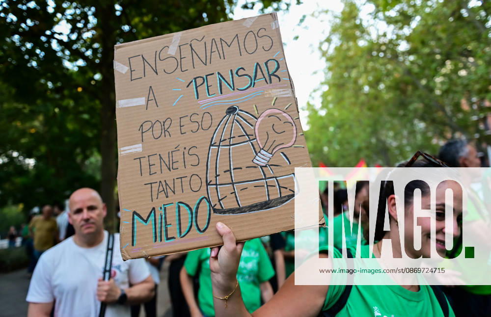 Teachers, students and members of the education community take part in a demonstration in Madrid, Spain, October 16, 2026, during an indefinite strike in the region s public education sector. Protesters are demanding higher salaries, smaller class sizes, reduced teaching hours and increased resources for public schools. The demonstration is held between Atocha and Puerta del Sol. Madrid Spain - ZUMAz108 20261016_znp_z108_003