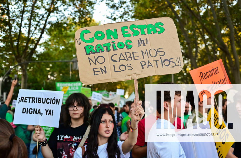 Teachers, students and members of the education community take part in a demonstration in Madrid, Spain, October 16, 2026, during an indefinite strike in the region s public education sector. Protesters are demanding higher salaries, smaller class sizes, reduced teaching hours and increased resources for public schools. The demonstration is held between Atocha and Puerta del Sol. Madrid Spain - ZUMAz108 20261016_znp_z108_034