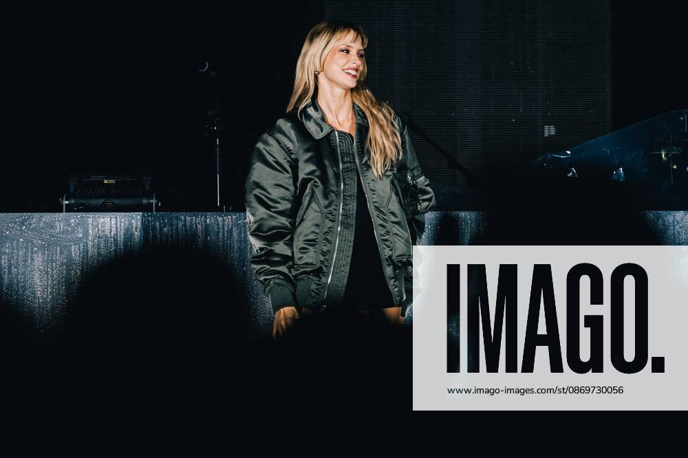 Belgian singer Angele pictured during the Angele Instinct Release Party , a surprise party organized by the Brussels singer to celebrate the release of her album Instinct at the Grote Markt Grand Place, in Brussels, Friday 16 October 2026. EMILExWINDAL 190025723