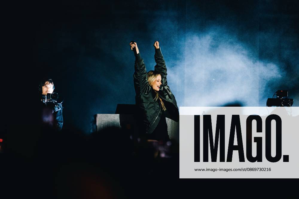 Belgian singer Angele pictured during the Angele Instinct Release Party , a surprise party organized by the Brussels singer to celebrate the release of her album Instinct at the Grote Markt Grand Place, in Brussels, Friday 16 October 2026. EMILExWINDAL 190025650