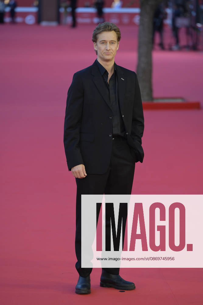Alexander Fehling attends the red carpet for the film LEurotrashi at the 2026 Rome Film Fest, held at the Auditorium Parco della Musica. Rome Italy - ZUMAs197 20261016_aaa_s197_288