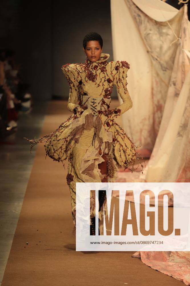Hisha s fashion show at SPFW. Sao Paulo (SP), 10 16 2026 - Fashion SPFW - Hisha fashion show during Sao Paulo Fashion Week N61 at Pacubra in Ibirapuera, Sao Paulo.(Foto: Fabricio Bomjardim Thenews2 imago images) Hisha s fashion show at SPFW.