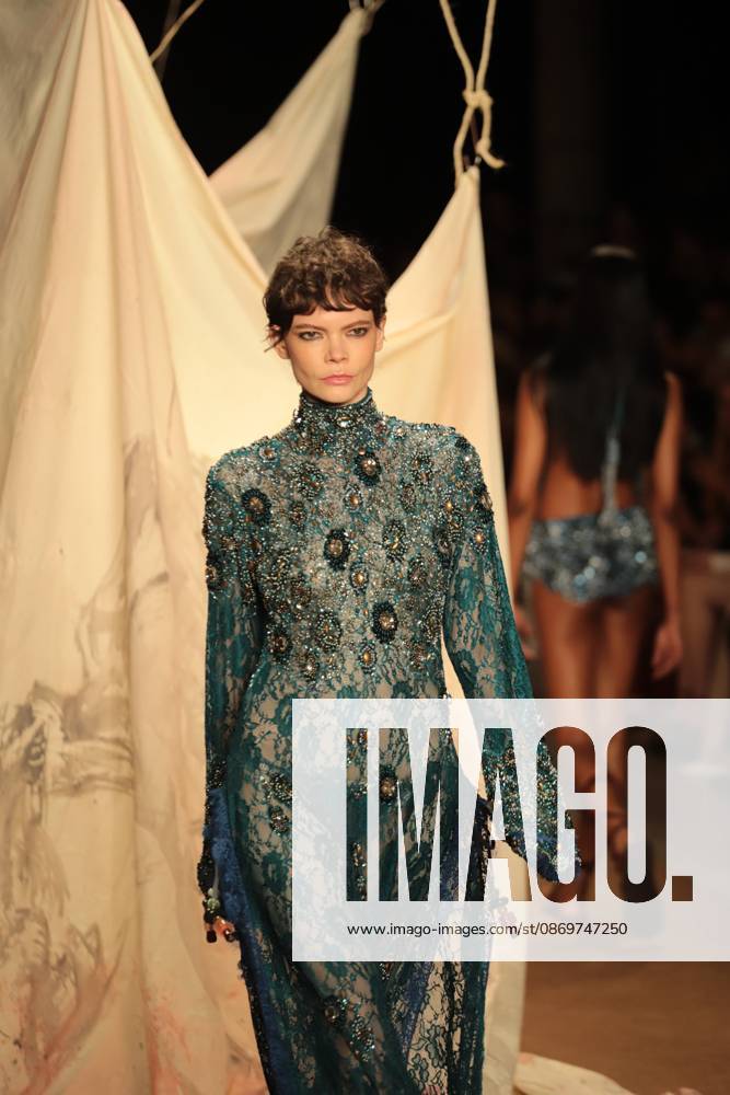 Hisha s fashion show at SPFW. Sao Paulo (SP), 10 16 2026 - Fashion SPFW - Hisha fashion show during Sao Paulo Fashion Week N61 at Pacubra in Ibirapuera, Sao Paulo.(Foto: Fabricio Bomjardim Thenews2 imago images) Hisha s fashion show at SPFW.
