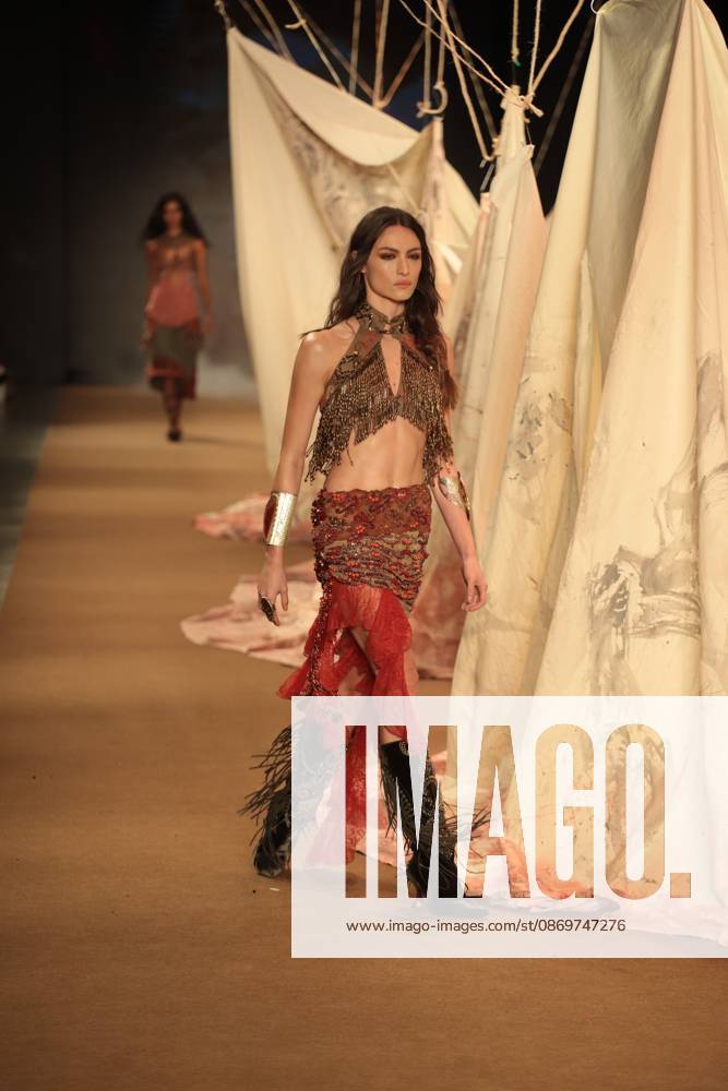 Hisha s fashion show at SPFW. Sao Paulo (SP), 10 16 2026 - Fashion SPFW - Hisha fashion show during Sao Paulo Fashion Week N61 at Pacubra in Ibirapuera, Sao Paulo.(Foto: Fabricio Bomjardim Thenews2 imago images) Hisha s fashion show at SPFW.