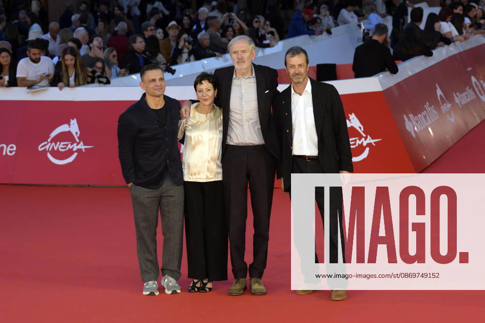 Pete Shilaimon, Gabrielle Tana, Anton Corbijn, and Andrea Occhipinti at the premiere of the film *A Talent for Murder* at the 21st Rome International Film Festival (Festa del Cinema di Roma 2026) at the Auditorium Parco della Musica in Rome, October 16, 2026 Foto:xA.xM.xTinghinox xFuturexImagex talent_6029