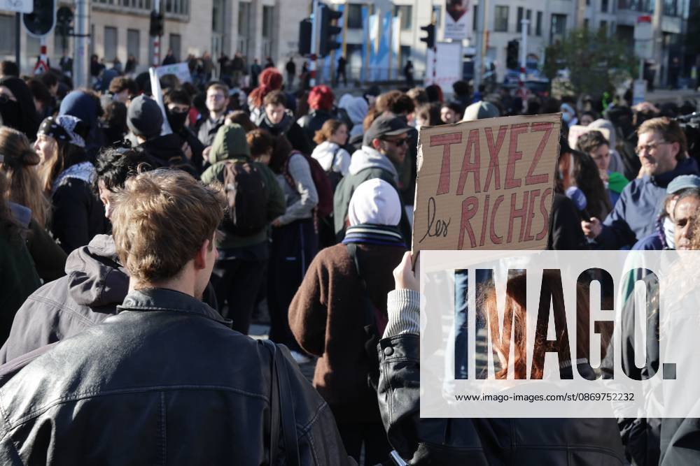 This image shows youths gather for a protest action at the Central Station in Brussels on Saturday 17 October 2026. NICOLASxMAETERLINCK 190060219