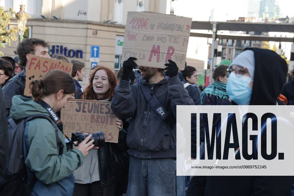 This image shows youths gather for a protest action at the Central Station in Brussels on Saturday 17 October 2026. NICOLASxMAETERLINCK 190060029