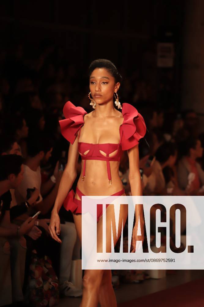 Amir Slama parade Sao Paulo (SP), 10 16 2026 - Fashion SPFW - Amor Slama fashion show during Sao Paulo Fashion Week N61 at Pacubra in Ibirapuera, Sao Paulo.(Foto: Fabricio Bomjardim Thenews2 imago images) Amir Slama parade