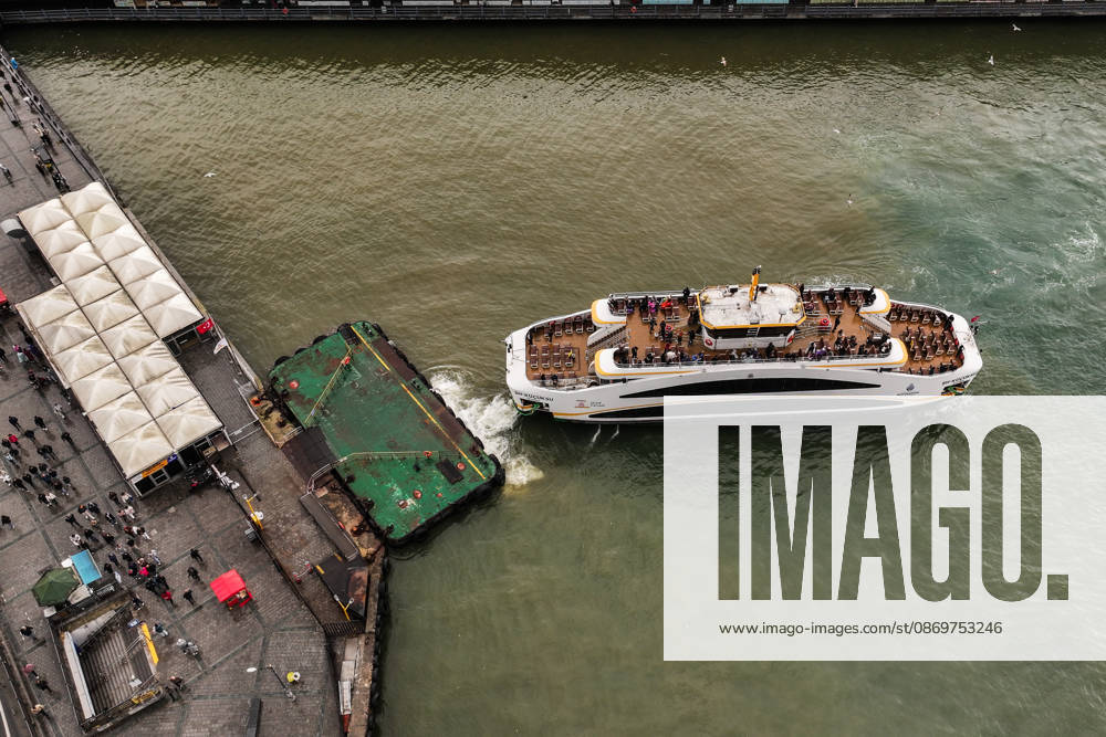 Heavy rain turns Istanbul’s coastal waters brown ISTANBUL, TURKIYE - OCTOBER 17: An aerial view of the brown-colored waters along parts of the Bosphorus and the Golden Horn in Istanbul, Turkiye, following heavy rainfall, on October 17, 2026. Hakan Akgun Anadolu Istanbul Turkey. Editorial use only. Please get in touch for any other usage.