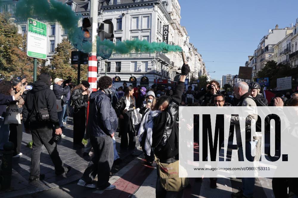 This image shows youths gather for a protest action at the Central Station in Brussels on Saturday 17 October 2026. NICOLASxMAETERLINCK 190063526