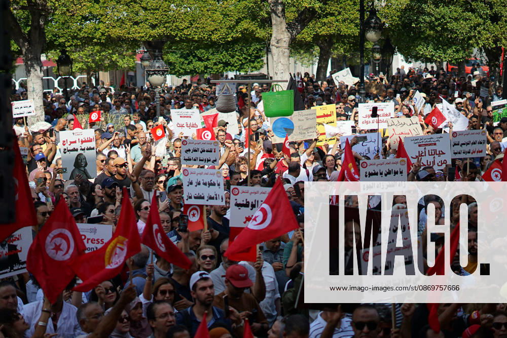 Demonstrators take to the streets of Tunis during a march calling for social and economic reforms and the protection of civil liberties, amid public concerns over rising living costs, workersâ€⠢ rights and freedom of expression on October 17, 2026. Organized by trade unions, journalistsâ€⠢ representatives, lawyers and civil society groups, the demonstration brings together protesters demanding accountability and defending fundamental rights. The march highlights ongoing concerns over Tunisiaâ€⠢s economic situation and the space for public dissent. Tunis Tunisia - ZUMAm342 20261017_zsp_m342_039