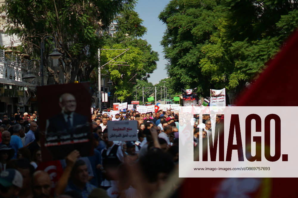 Demonstrators take to the streets of Tunis during a march calling for social and economic reforms and the protection of civil liberties, amid public concerns over rising living costs, workers rights and freedom of expression on October 17, 2026. Organized by trade unions, journalists representatives, lawyers and civil society groups, the demonstration brings together protesters demanding accountability and defending fundamental rights. The march highlights ongoing concerns over Tunisias economic situation and the space for public dissent. Tunis Tunisia - ZUMAm342 20261017_zsp_m342_025