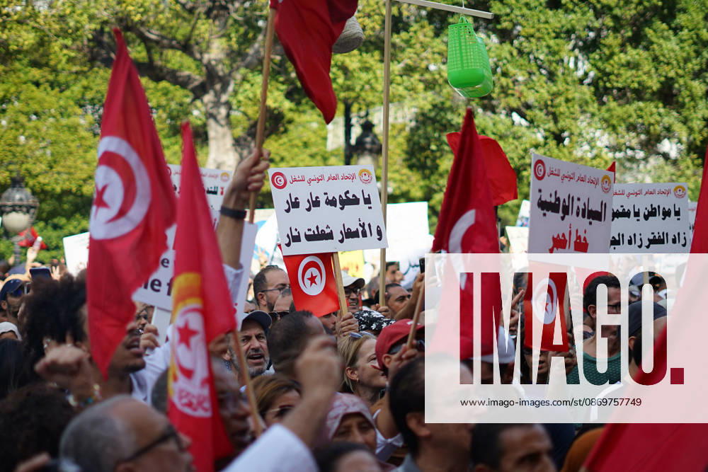 Demonstrators take to the streets of Tunis during a march calling for social and economic reforms and the protection of civil liberties, amid public concerns over rising living costs, workers rights and freedom of expression on October 17, 2026. Organized by trade unions, journalists representatives, lawyers and civil society groups, the demonstration brings together protesters demanding accountability and defending fundamental rights. The march highlights ongoing concerns over Tunisias economic situation and the space for public dissent. Tunis Tunisia - ZUMAm342 20261017_zsp_m342_041